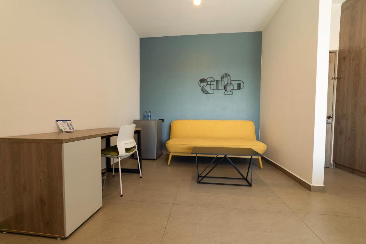 Th Hotel & Vivienda Tepatitlán de Morelos Eksteriør billede