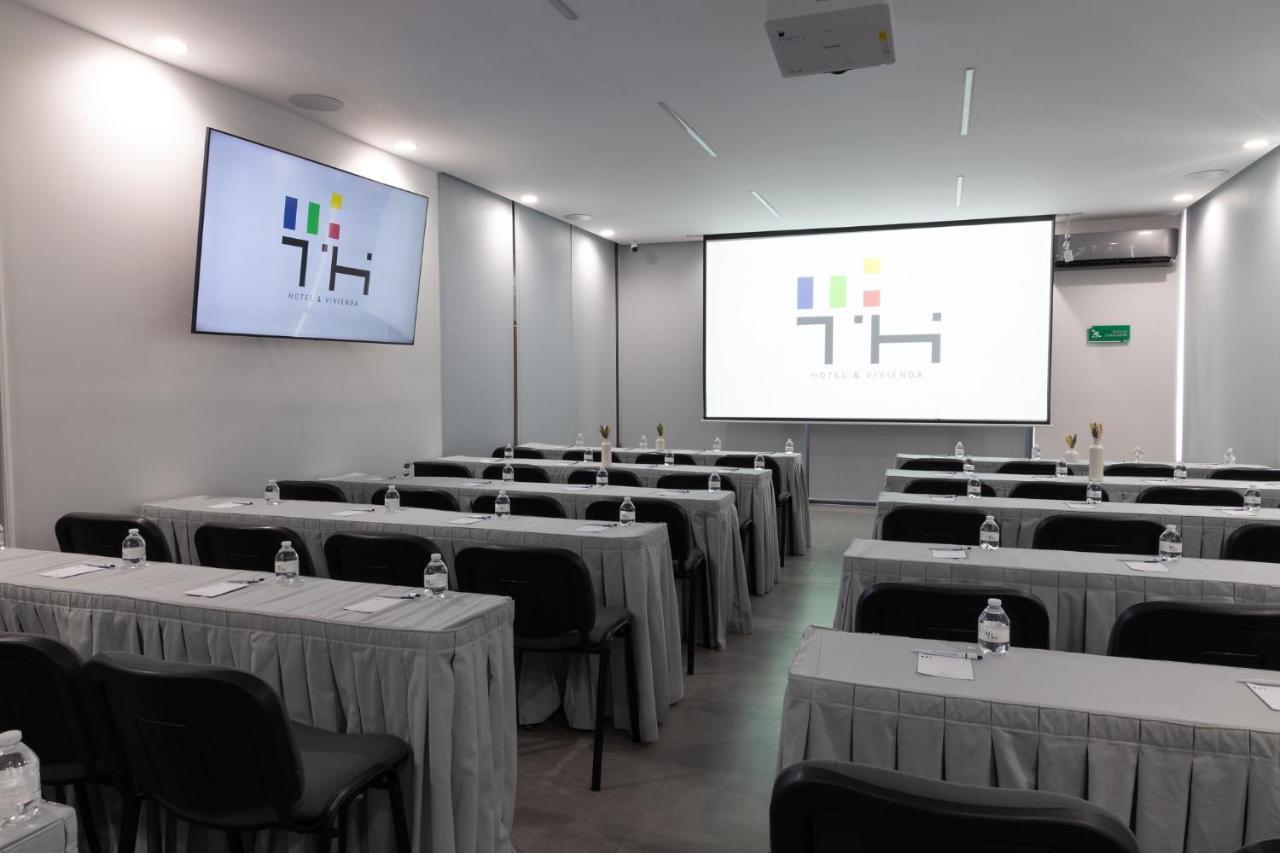 Th Hotel & Vivienda Tepatitlán de Morelos Eksteriør billede